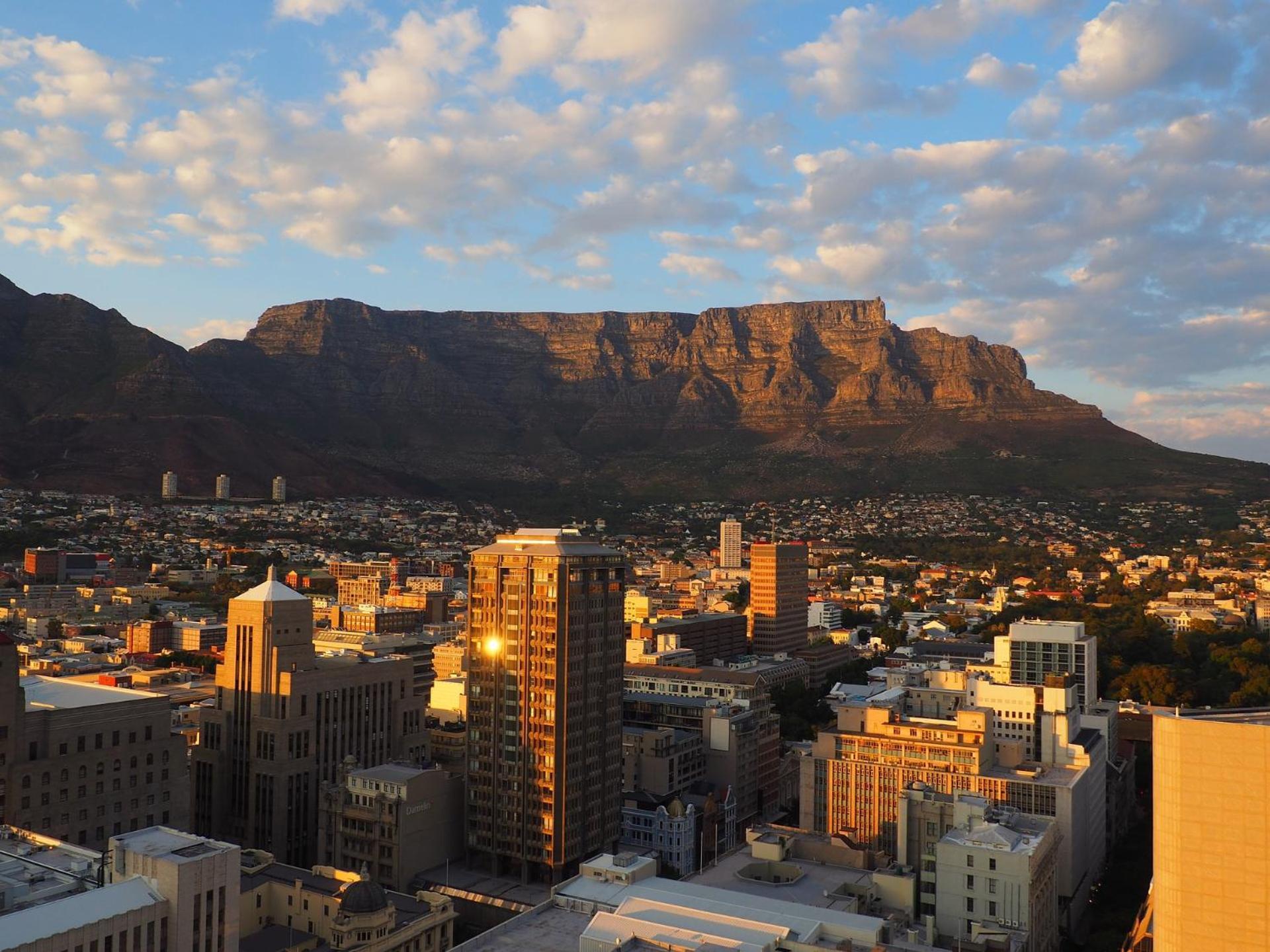 Docklands Deluxe One Bedroom Apartments By Itc Hospitality Cape Town Exterior photo